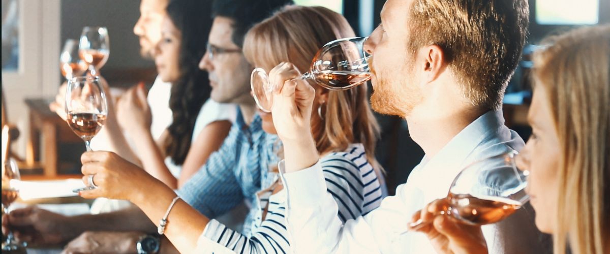 Die Sprache des Weins: Wie man Weinbeschreibungen entschlüsselt